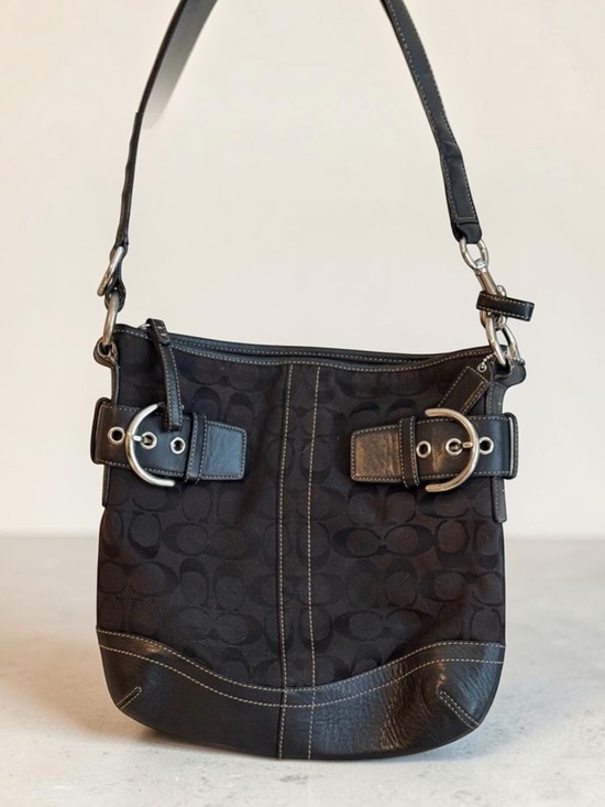 Coach Handbags - VTG Y2K COACH Soho Slim Duffle Shoulder Bag Buckle Black Signature Jacquard 3574